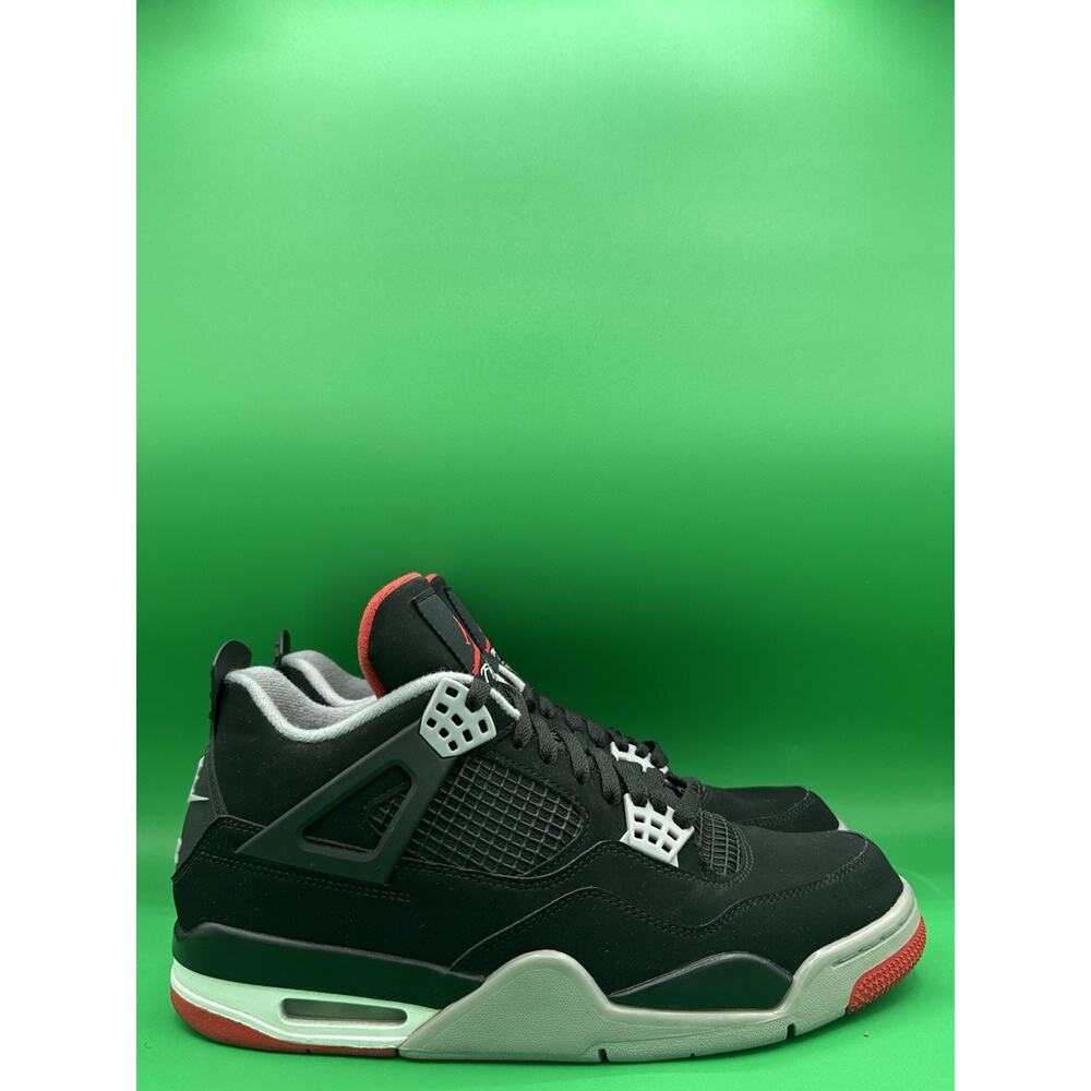 Air Jordan 4 Retro “Bred” Size 9.5 OG Box (308497-060) (2019)